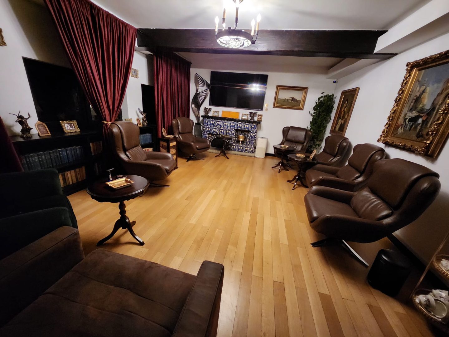 Art. History. Experience. – Descoperă rafinamentul unei vile interbelice în București